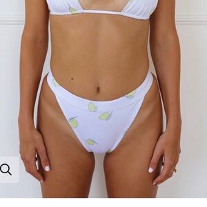 NWT sasa swim White Bikini with Lemon Print sz medium M